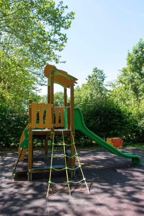 Camping L'Ilot Du Chail Sansais Eksteriør bilde