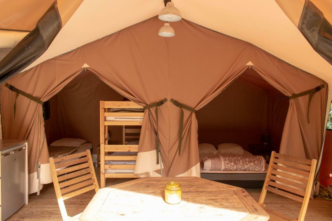 Camping L'Ilot Du Chail Sansais Eksteriør bilde